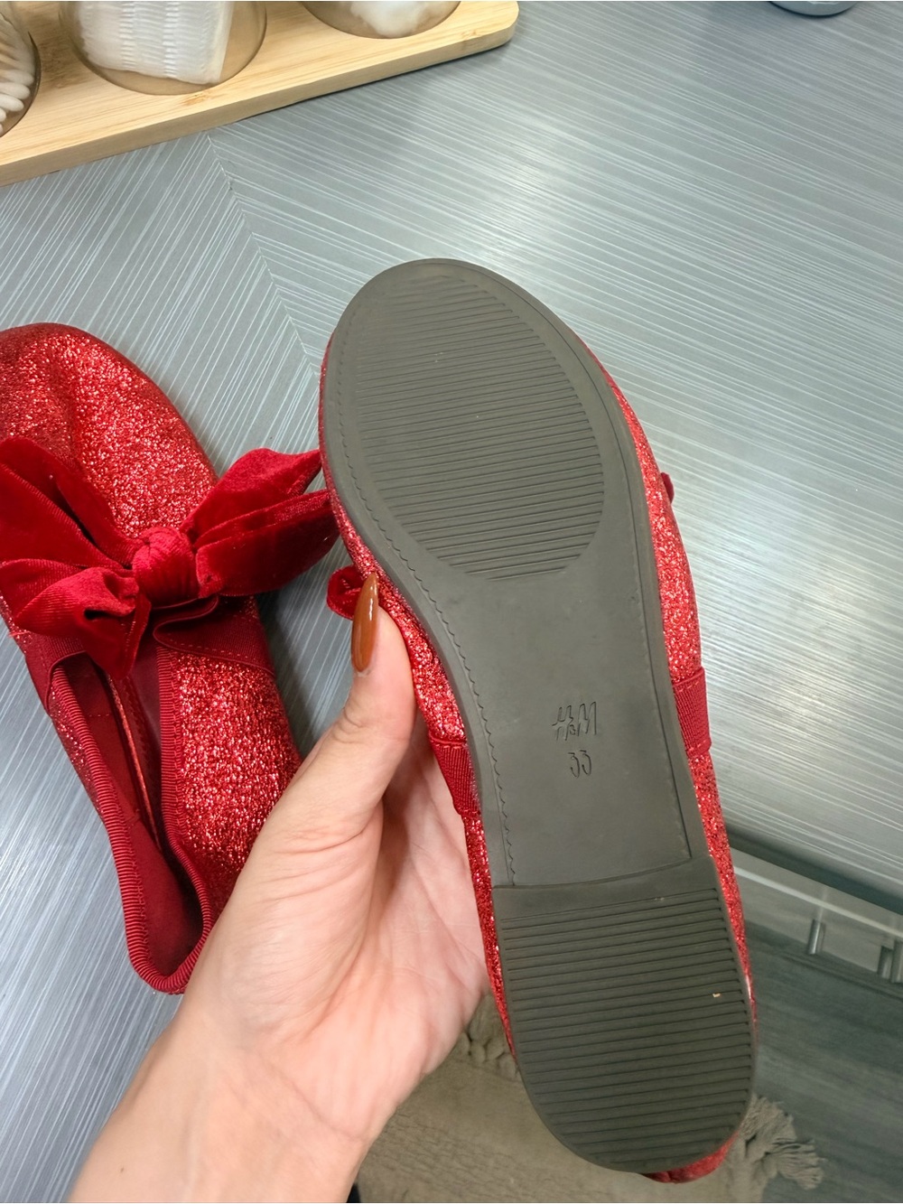 Girls Red Glitter Bow Flats - Classic Slip-On Style